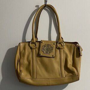 Elegant Tan Leather Tote Bag
